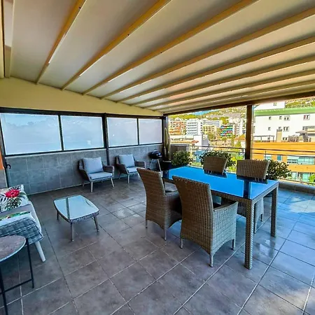 Montgoda Apartament *